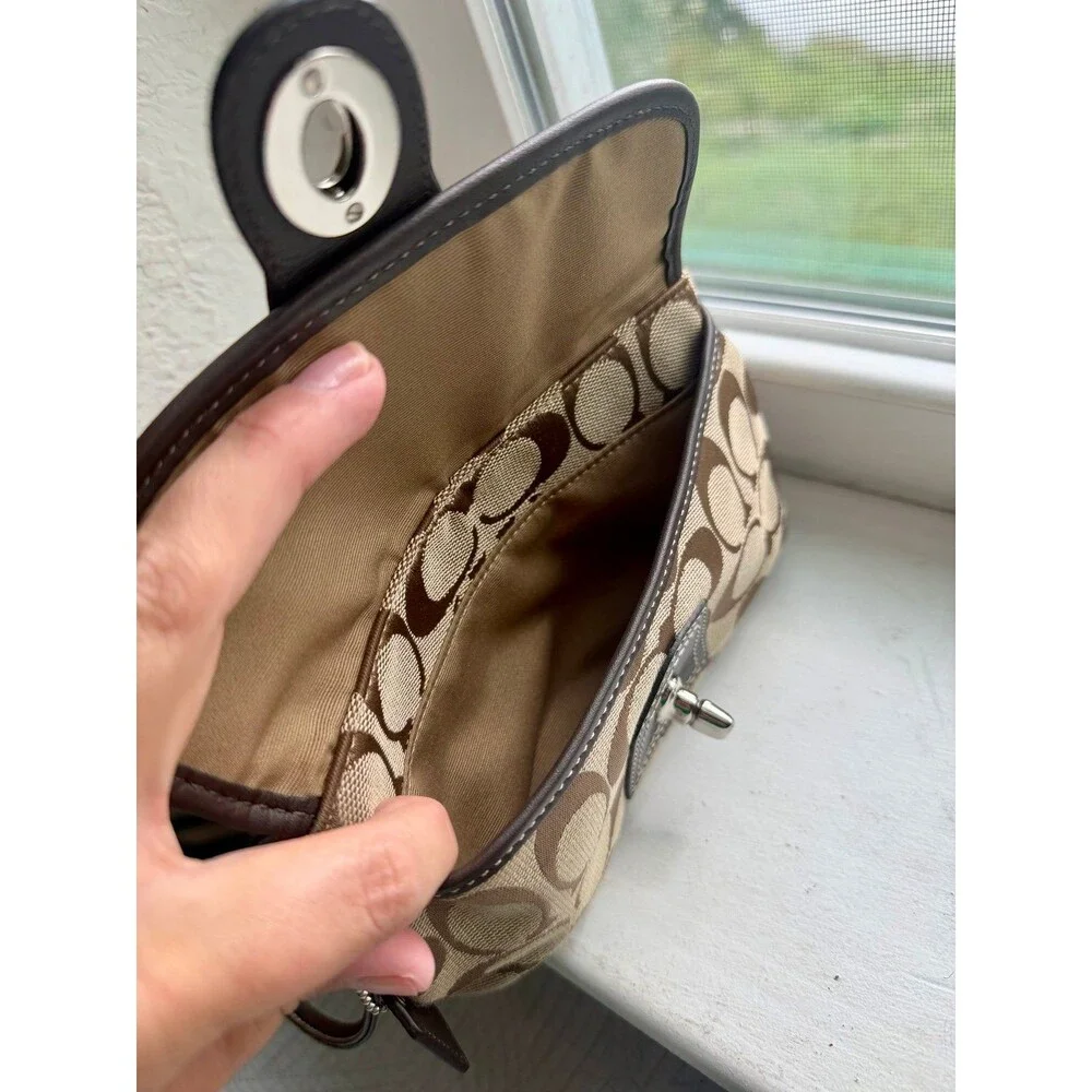 Coach Vintage Signature Canvas Turnlock Wristlet with Leather Trim in Brown EUC